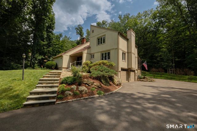 35 Katrina Circle, Bethel, CT 06801