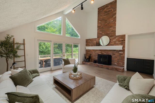 35 Katrina Circle, Bethel, CT 06801