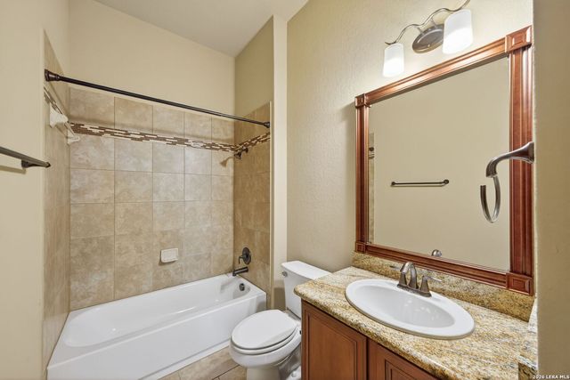 226 Hamburg Ave, New Braunfels, TX 78132