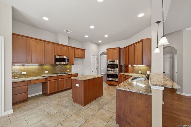 226 Hamburg Ave, New Braunfels, TX 78132