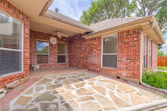 5000 Pointclear Court, Arlington, TX 76017
