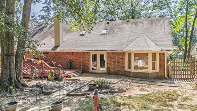 8874 WALNUT RIDGE LOOP, Memphis, TN 38018