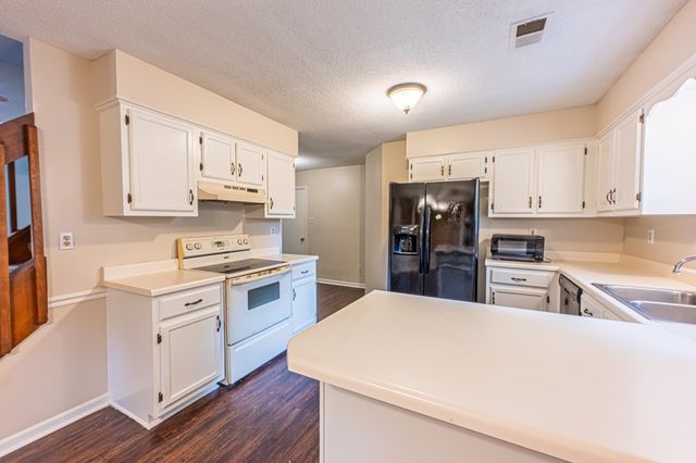 8874 WALNUT RIDGE LOOP, Memphis, TN 38018