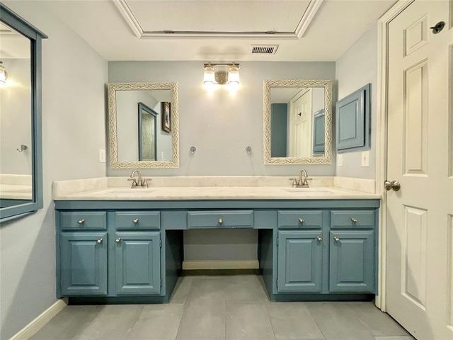 1311 Antoine Drive 208, Houston, TX 77055
