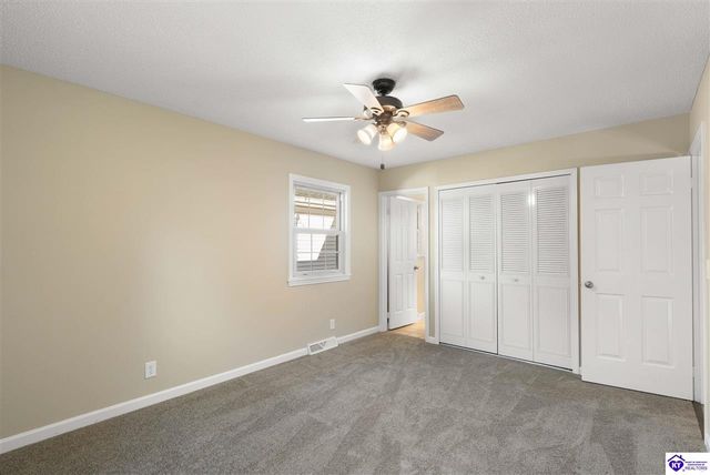 169 Wooden Lane, Elizabethtown, KY 42701