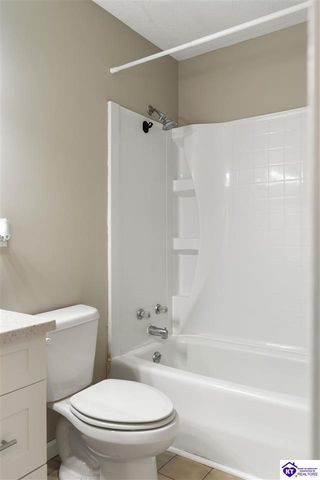 169 Wooden Lane, Elizabethtown, KY 42701