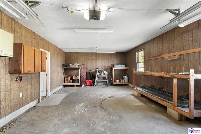 169 Wooden Lane, Elizabethtown, KY 42701