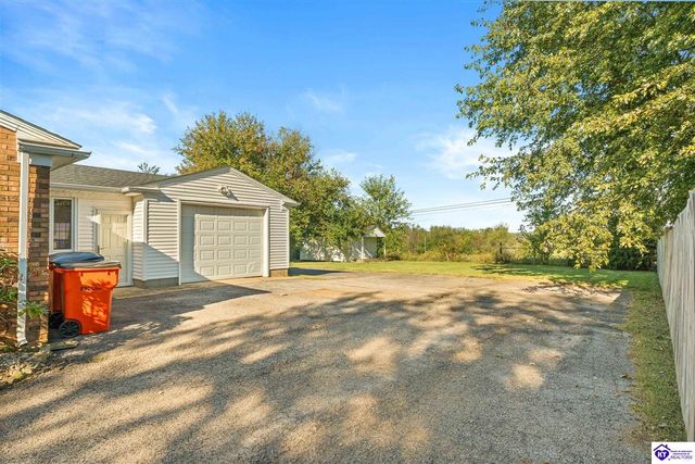 169 Wooden Lane, Elizabethtown, KY 42701