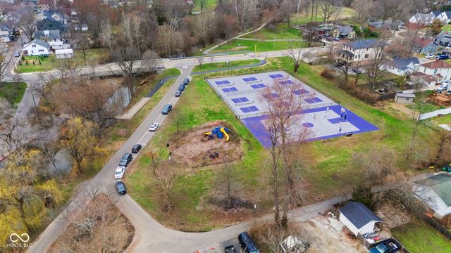 690 E Jefferson Street, Franklin, IN 46131