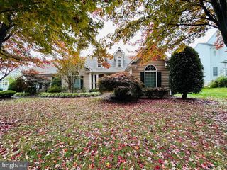 609 S MAPLE AVE, Purcellville, VA 20132