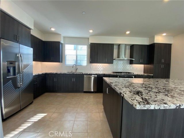 179 Cadence, Irvine, CA 92618