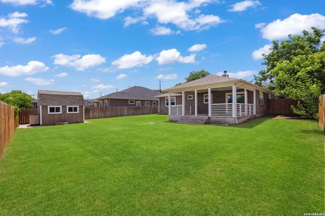 8345 Old Austin Rd, Selma, TX 78154