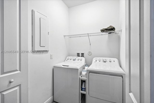 20975 NW 1st Ct, Pembroke Pines, FL 33029