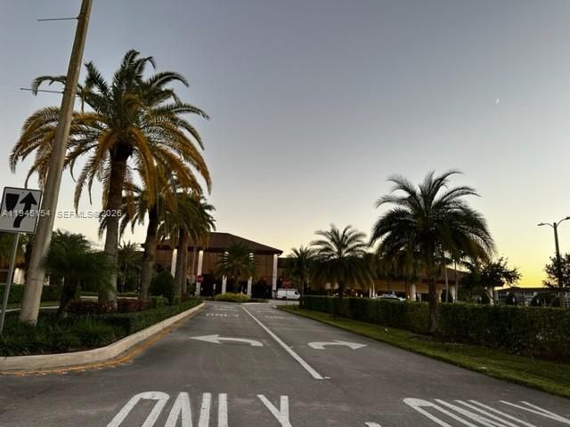 13255 SW 9th Court 405G, Pembroke Pines, FL 33027