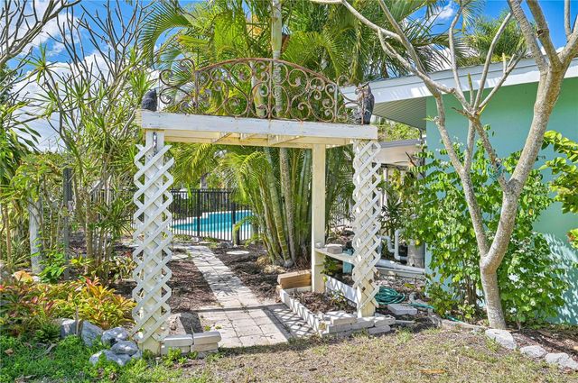 5246 SUNNYBROOK COURT, Cape Coral, FL 33904