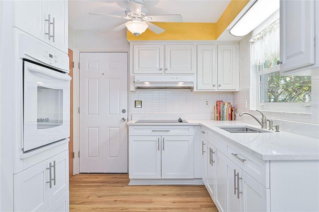 5246 SUNNYBROOK COURT, Cape Coral, FL 33904