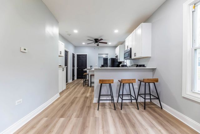 2048 W 70th Place, Chicago, IL 60636