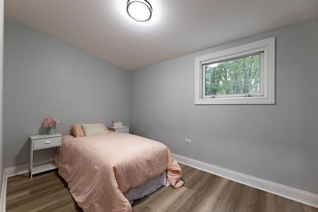 2048 W 70th Place, Chicago, IL 60636