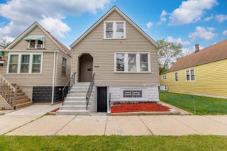 2048 W 70th Place, Chicago, IL 60636