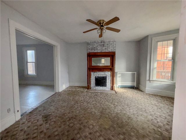 510 3rd St, Pitcairn, PA 15140