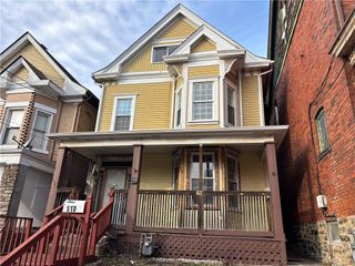 510 3rd St, Pitcairn, PA 15140