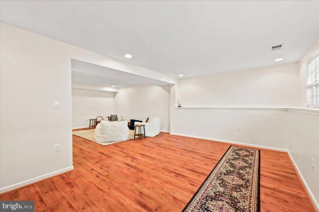 18 DAVIS ST, Charles Town, WV 25414