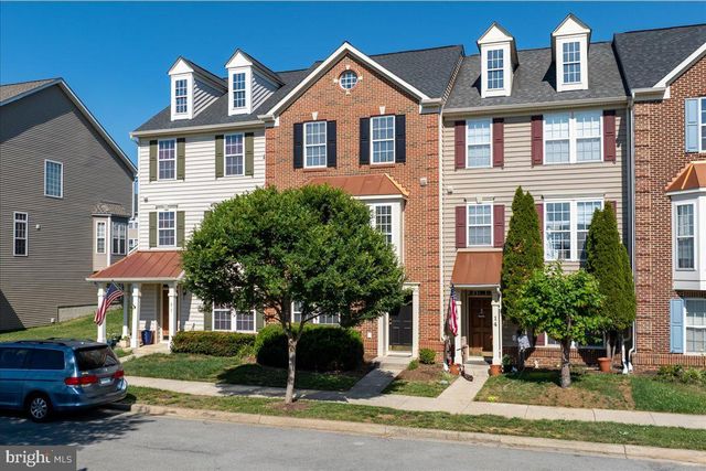 18 DAVIS ST, Charles Town, WV 25414