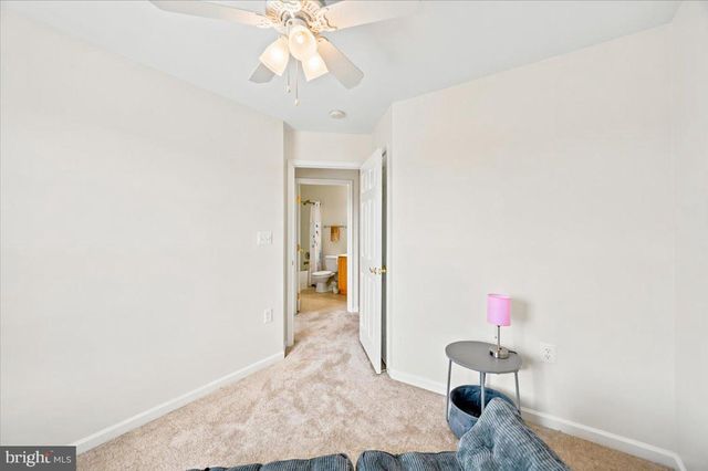 18 DAVIS ST, Charles Town, WV 25414