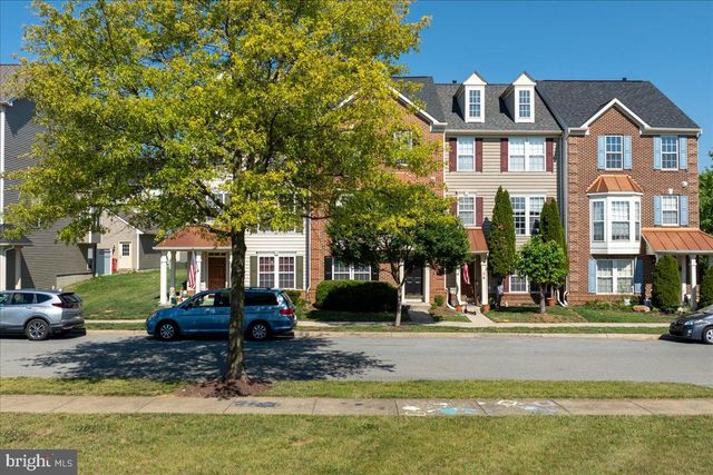 18 DAVIS ST, Charles Town, WV 25414