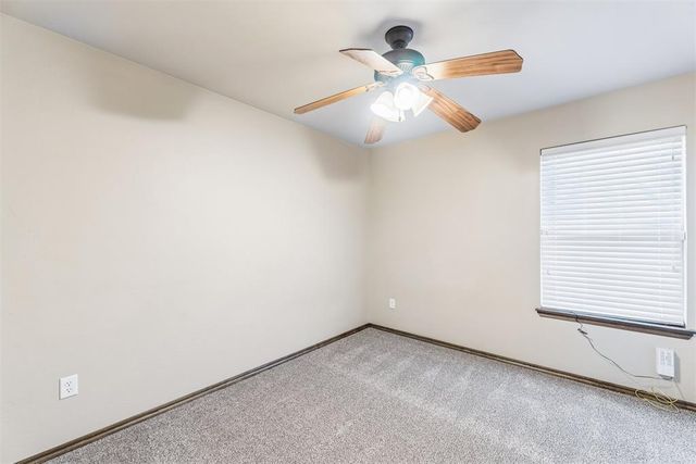 18301 Agua Drive, Edmond, OK 73012