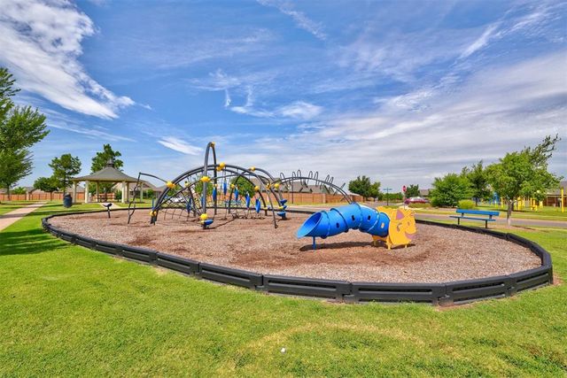 18301 Agua Drive, Edmond, OK 73012