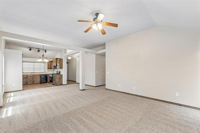 18301 Agua Drive, Edmond, OK 73012