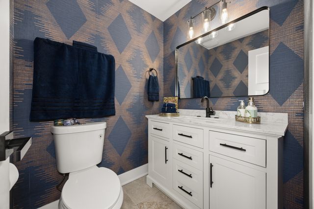 818 FAIRWINDS Court, Naperville, IL 60563