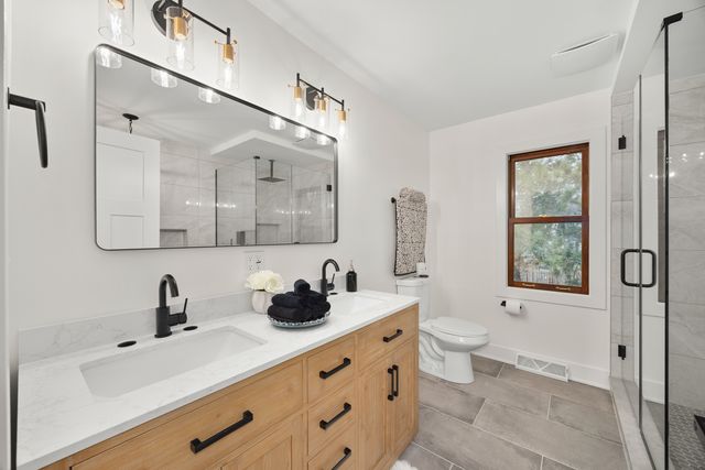 818 FAIRWINDS Court, Naperville, IL 60563