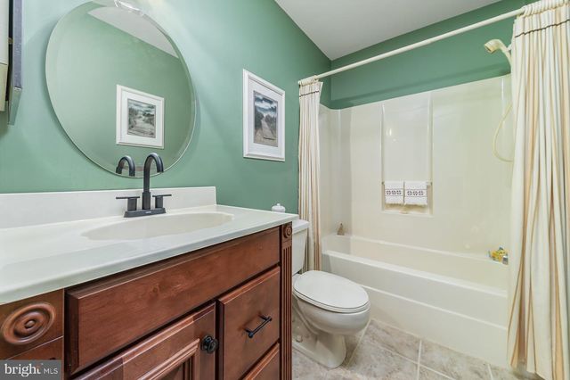333 TRINIDAD BLVD, Williamstown, NJ 08094