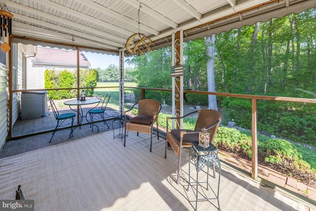 333 TRINIDAD BLVD, Williamstown, NJ 08094