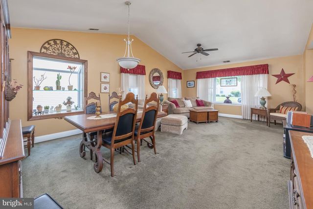 333 TRINIDAD BLVD, Williamstown, NJ 08094