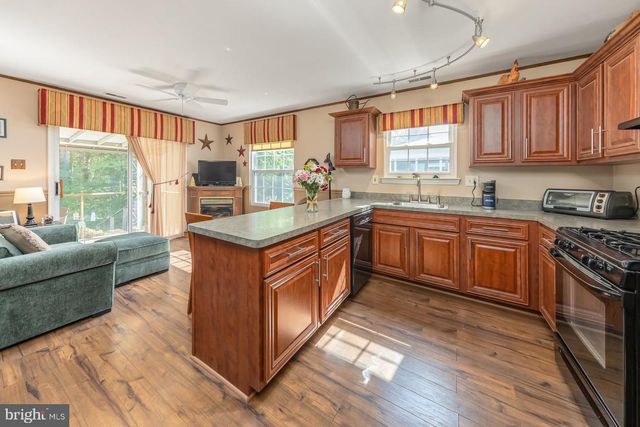 333 TRINIDAD BLVD, Williamstown, NJ 08094
