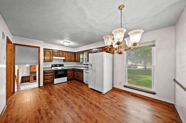 14805 S Bradley Drive, Olathe, KS 66062