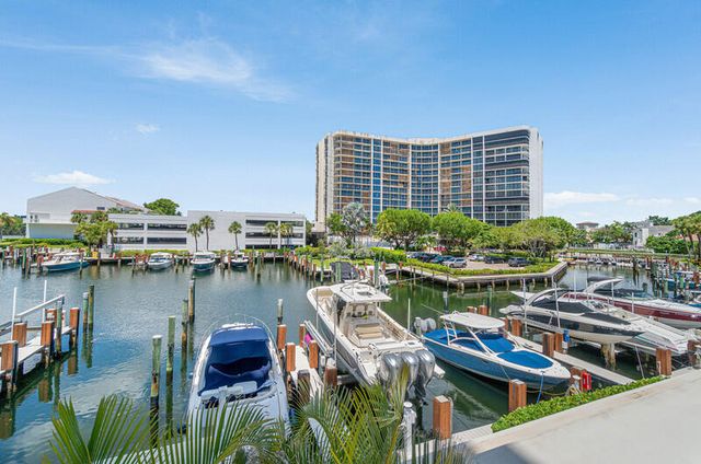 4748 S OCEAN Boulevard 2A, Highland Beach, FL 33487