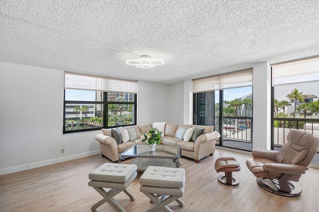 4748 S OCEAN Boulevard 2A, Highland Beach, FL 33487
