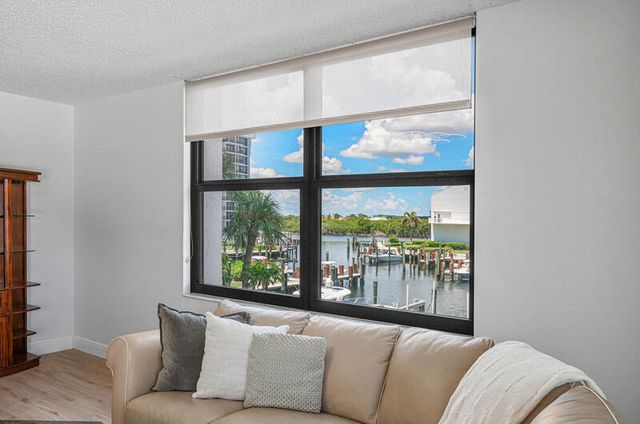 4748 S OCEAN Boulevard 2A, Highland Beach, FL 33487