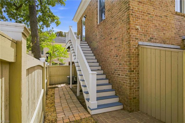 9516 26th Bay ST, Norfolk, VA 23518