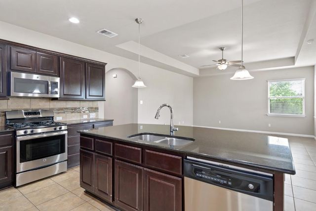 1571 Kirby, Kyle, TX 78640