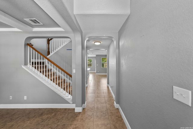 2522 Middleground, San Antonio, TX 78245