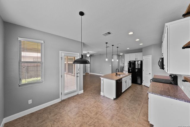 2522 Middleground, San Antonio, TX 78245