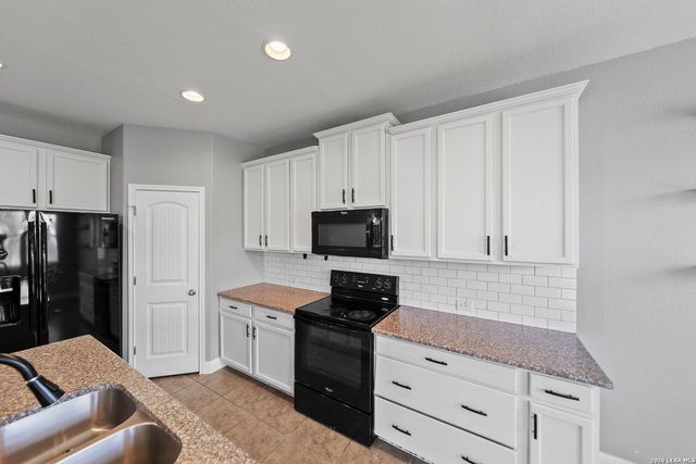 2522 Middleground, San Antonio, TX 78245