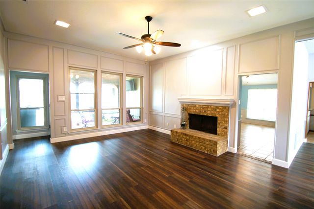 3929 Alto Avenue, Carrollton, TX 75007