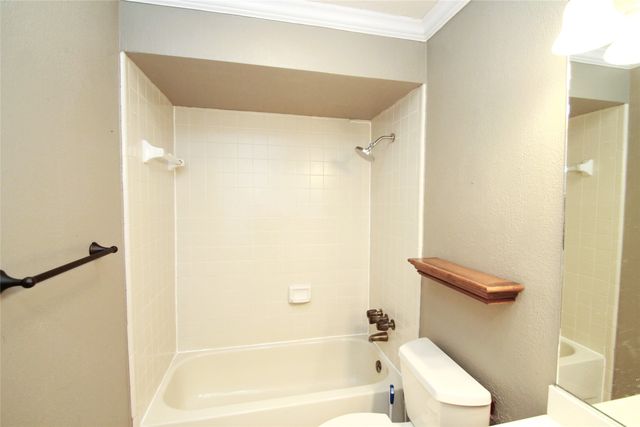 3929 Alto Avenue, Carrollton, TX 75007