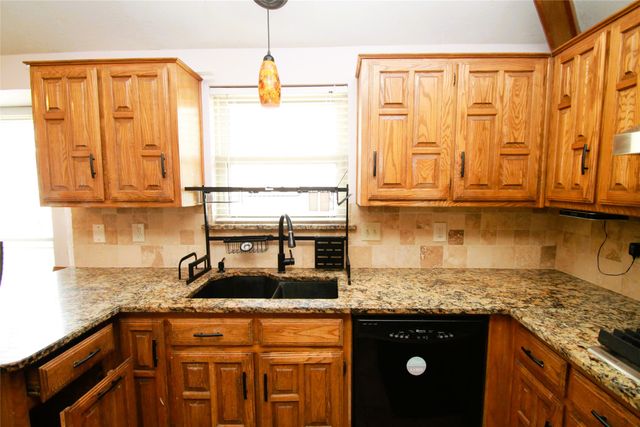 3929 Alto Avenue, Carrollton, TX 75007